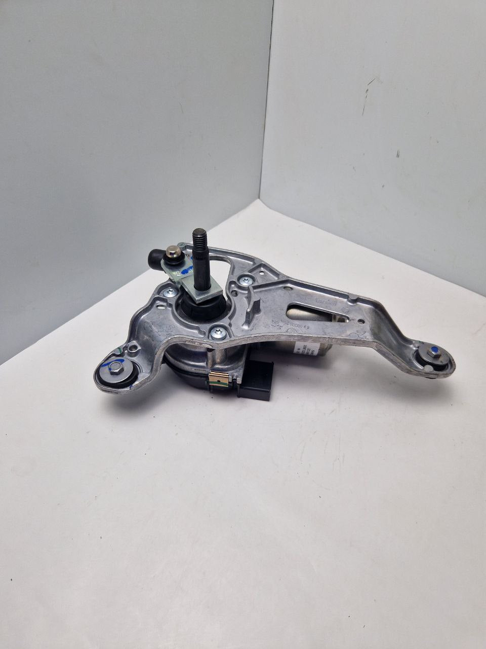 BOSCH (287) 12V 139722600D, CEP 2417365740 24; 33970220L4; BOSCH-EV-CEM01 98 664 519 80  (Request price)