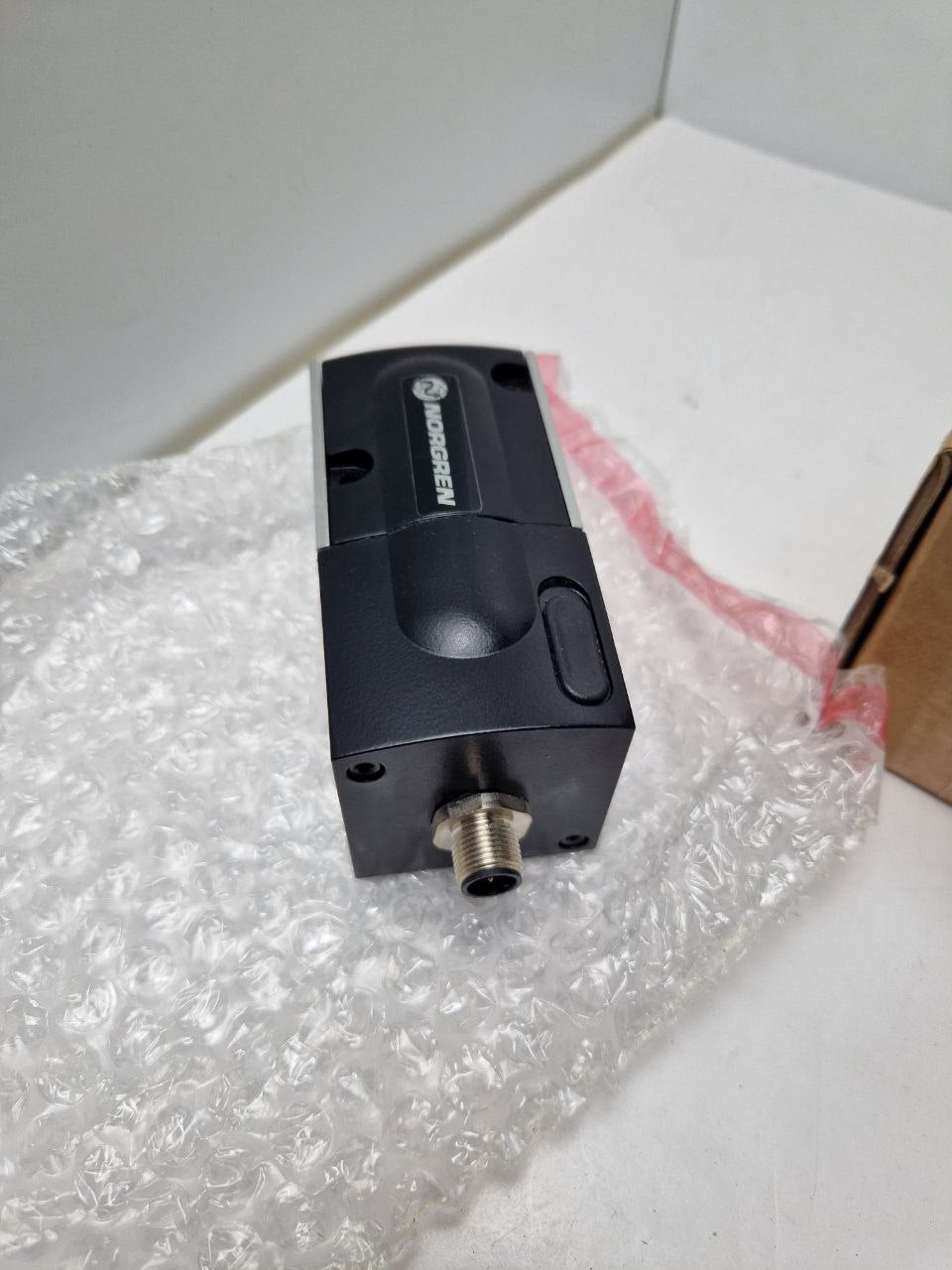 Norgren VP5010BJ411H00; Spring Manifold Pneumatic Control Valve 1400nl/min; Norgren VP50 G 1/4 3/2 Pilot (Request price)