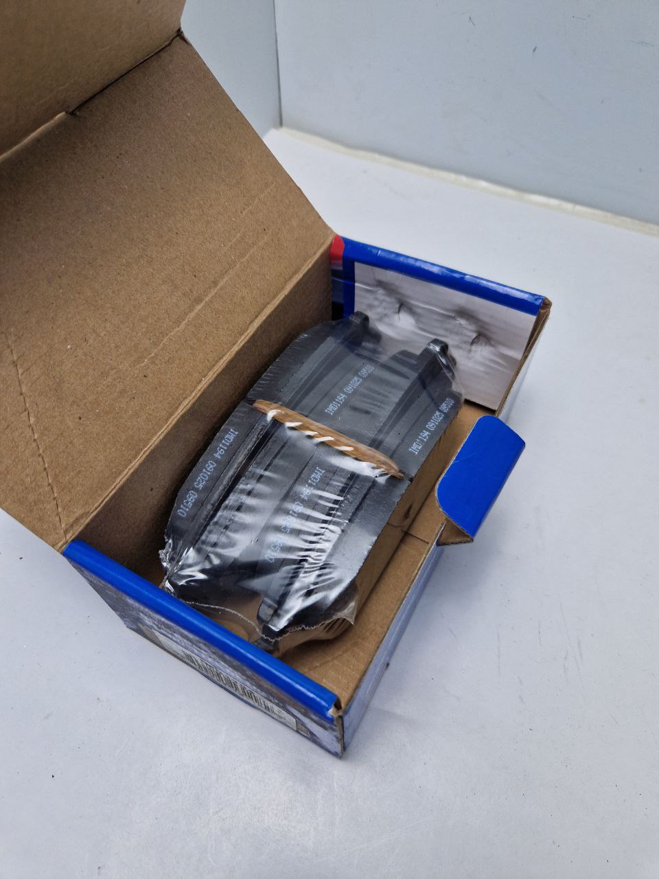 IMD 1194 DISC BRAKE PADS "ATLAS" INTEGRALLY MOLDED 809225131182  (Request price)