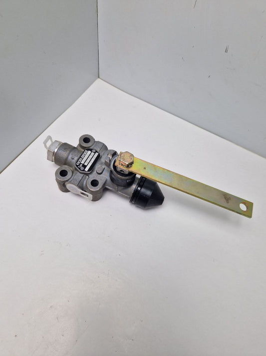 Air suspension valve, Levelling Valve KNORR-BREMSE SV 1361, 12135 25, I 90452, DGS S6350  (Request price)