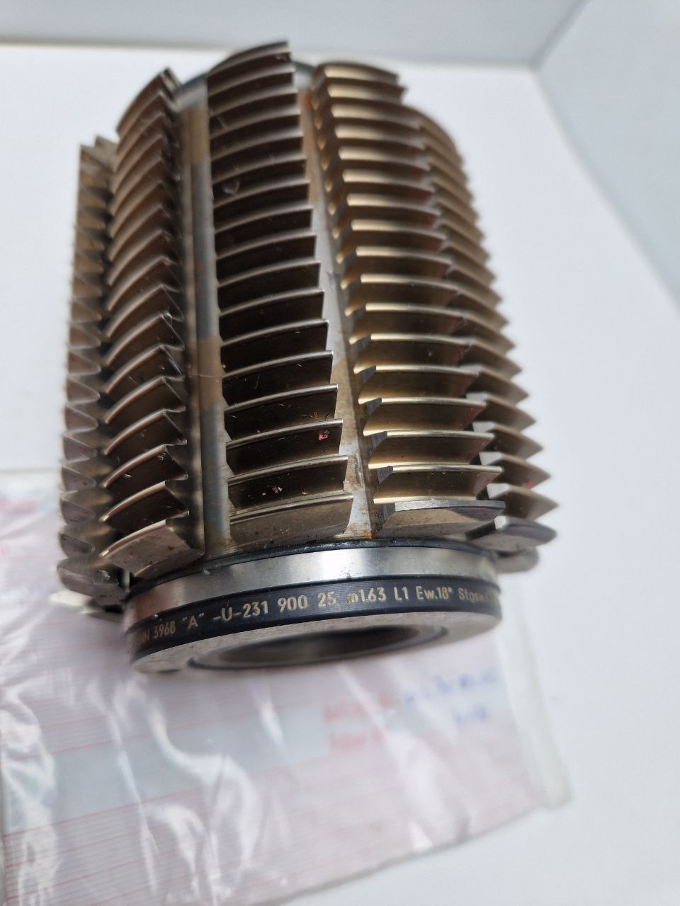 FETTE gear cutting tool 2255413, 41164 DIN 3968"A", m1,63 L1 Ew. <18° Stgsw. <1°08' pz 5,1218, U231, 900 25  (Request price)