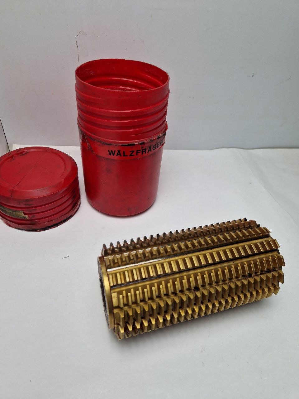 FETTE gear cutting tool 2119422 4, DIN 3968AA, m2 L2 E <15° Stg <3°04' pz 12,5844, HN... 8247/89 (Request price)