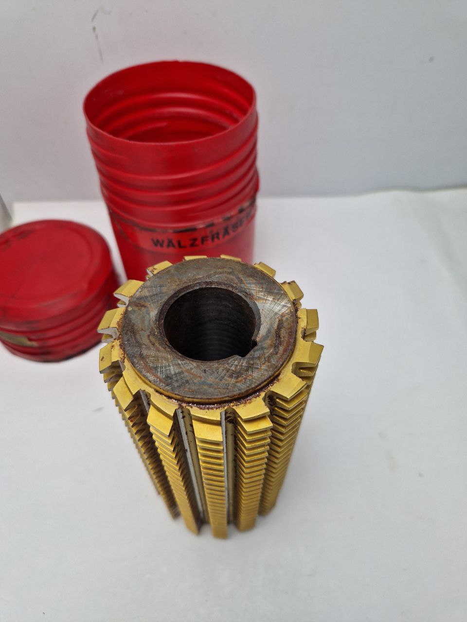 FETTE gear cutting tool 2119422 4, DIN 3968AA, m2 L2 E <15° Stg <3°04' pz 12,5844, HN... 8247/89 (Request price)
