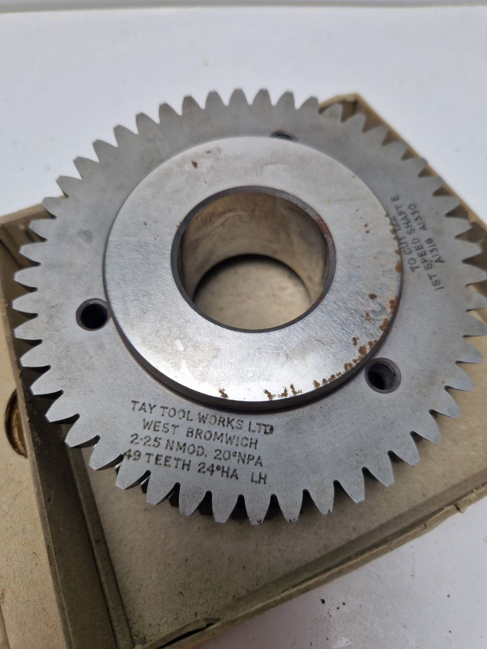 A 1317  A 1330 / A 1318 A 1330,  IST SPEED CHAFT E, TAY TOOL WORKS LTD WEST BROMWICH 2-25 NMOD. 20°NPA 49 TEETH 24°HA LH,  TO CUT 122 (Request price)
