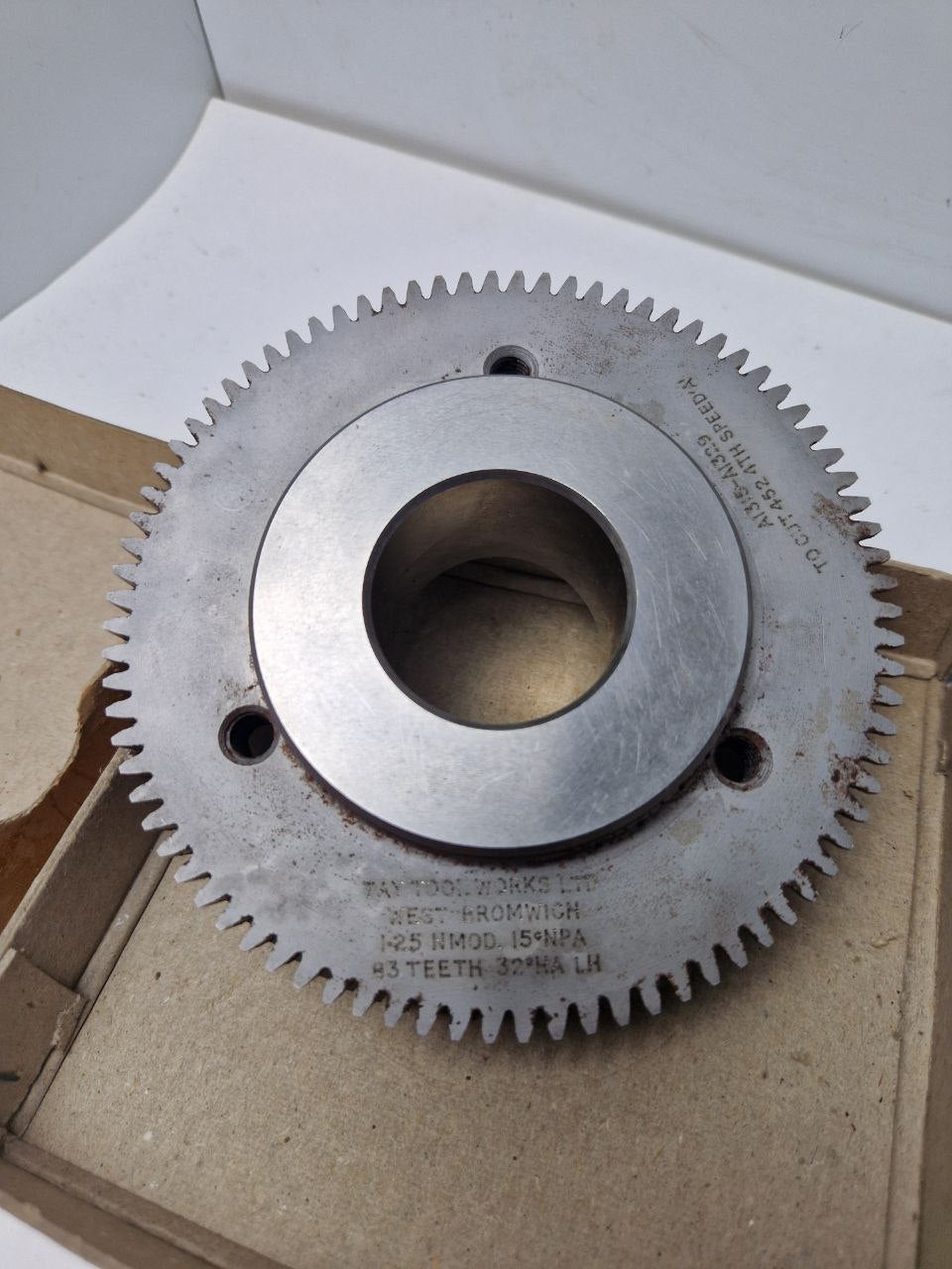 A 1315  A 1329 / A 1316 A 1329, TU GUT 452 SPEED 'A', TAY TOOL WORKS LTD. WEST BROMWICH 1-25 NMOD. 15°NPA 83 TEETH 32°HA LH (Request price)