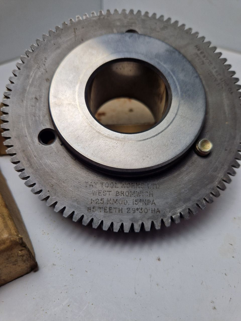 LH A 1321 A 1332 / LH A 1322 A1332, TAY TOOL WORKS LTD. WEST BROMWICH 1-25 NMOD. 15°NPA 85 TEETH 29° 30' HA, TU CUT 38Z GEAR B RH (Request price)