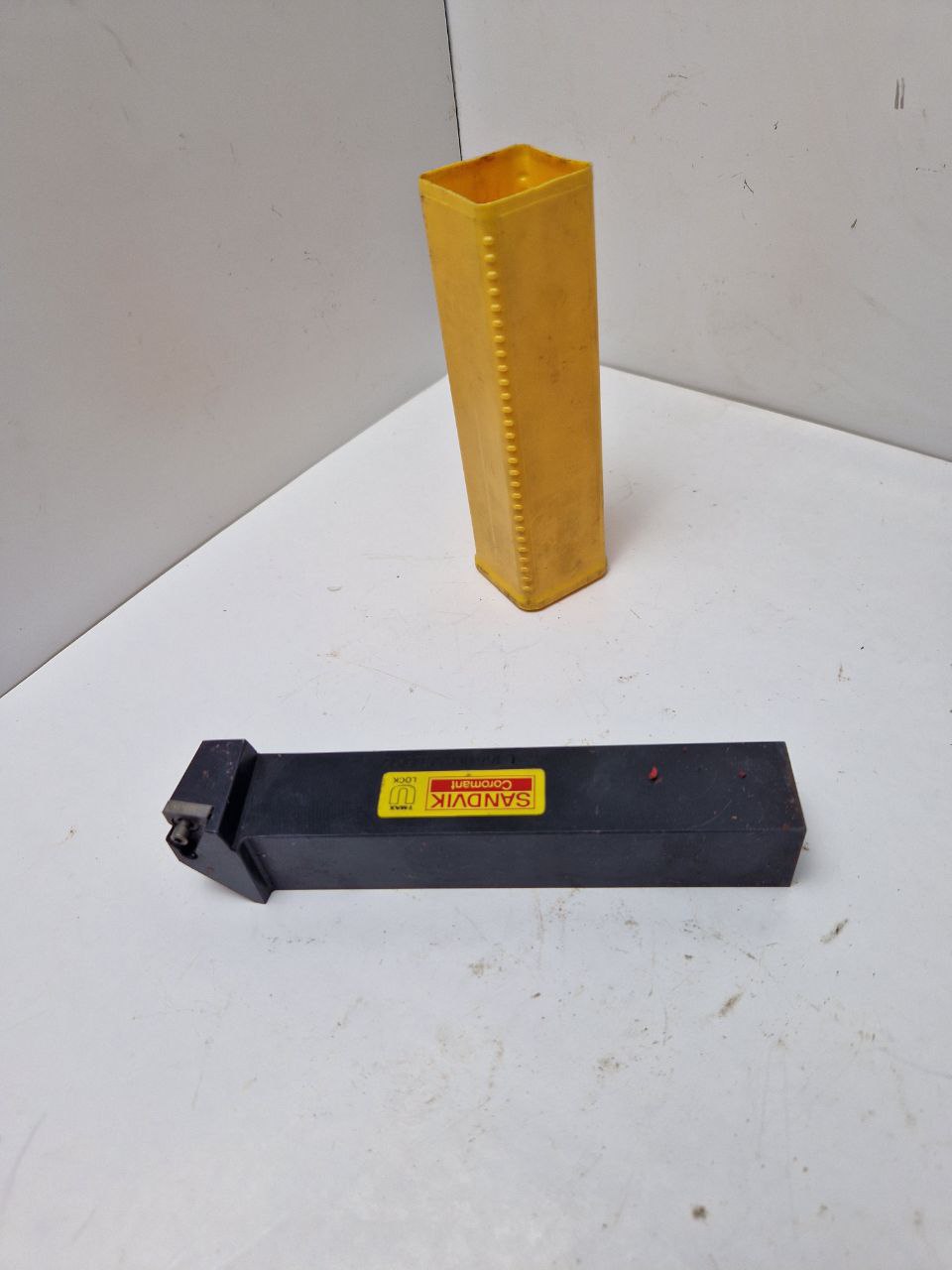 Sandvik Coromant L166.OFG-2525-16 T Max Lathe Tool 80212408 (Request price)