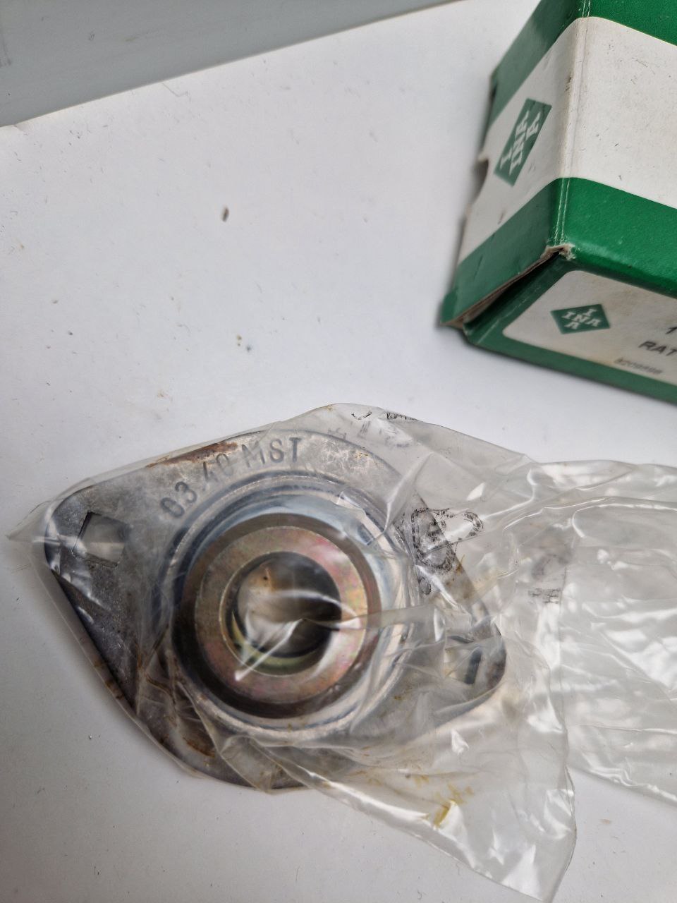 INA Rolling Bearings 000-828-033, 1 RAT 15, 8209596 with housing for bearing shells 03.40MST INA  (Request price)