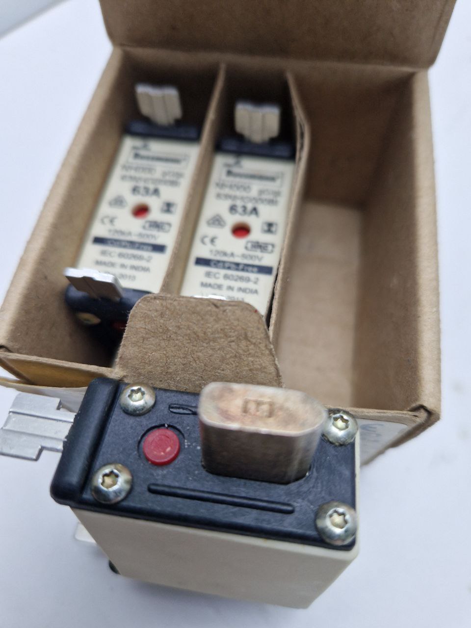 Eaton-Bussmann series – NH fuse with low voltage 63NHG000BI, Modellcode: NH FUSE 63A 500V SIZE 000 GG IMGL  (Request price)