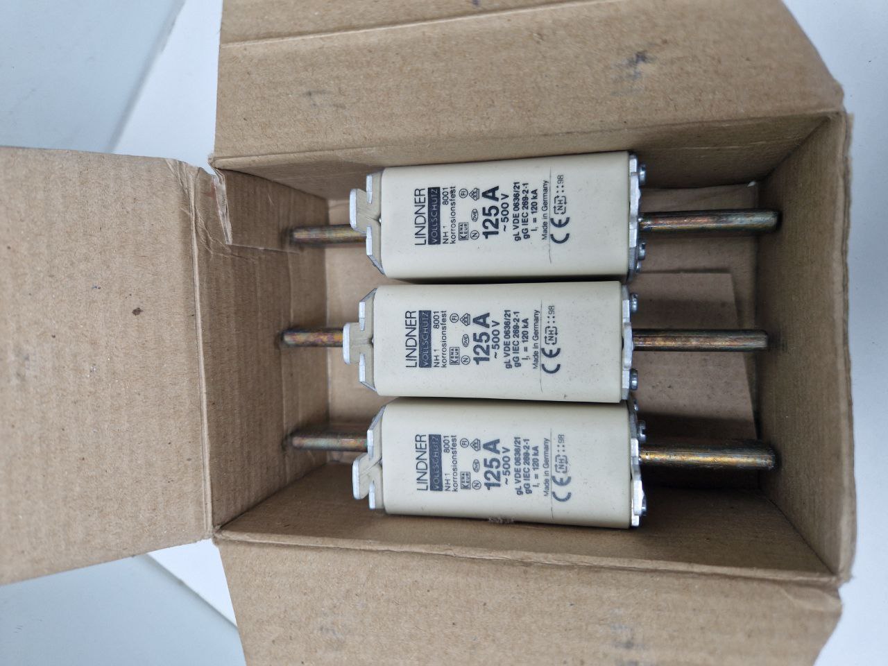 LINDNER 8001.1257 NN1 fuse link 125A 500V gl BE:3 (Request price)