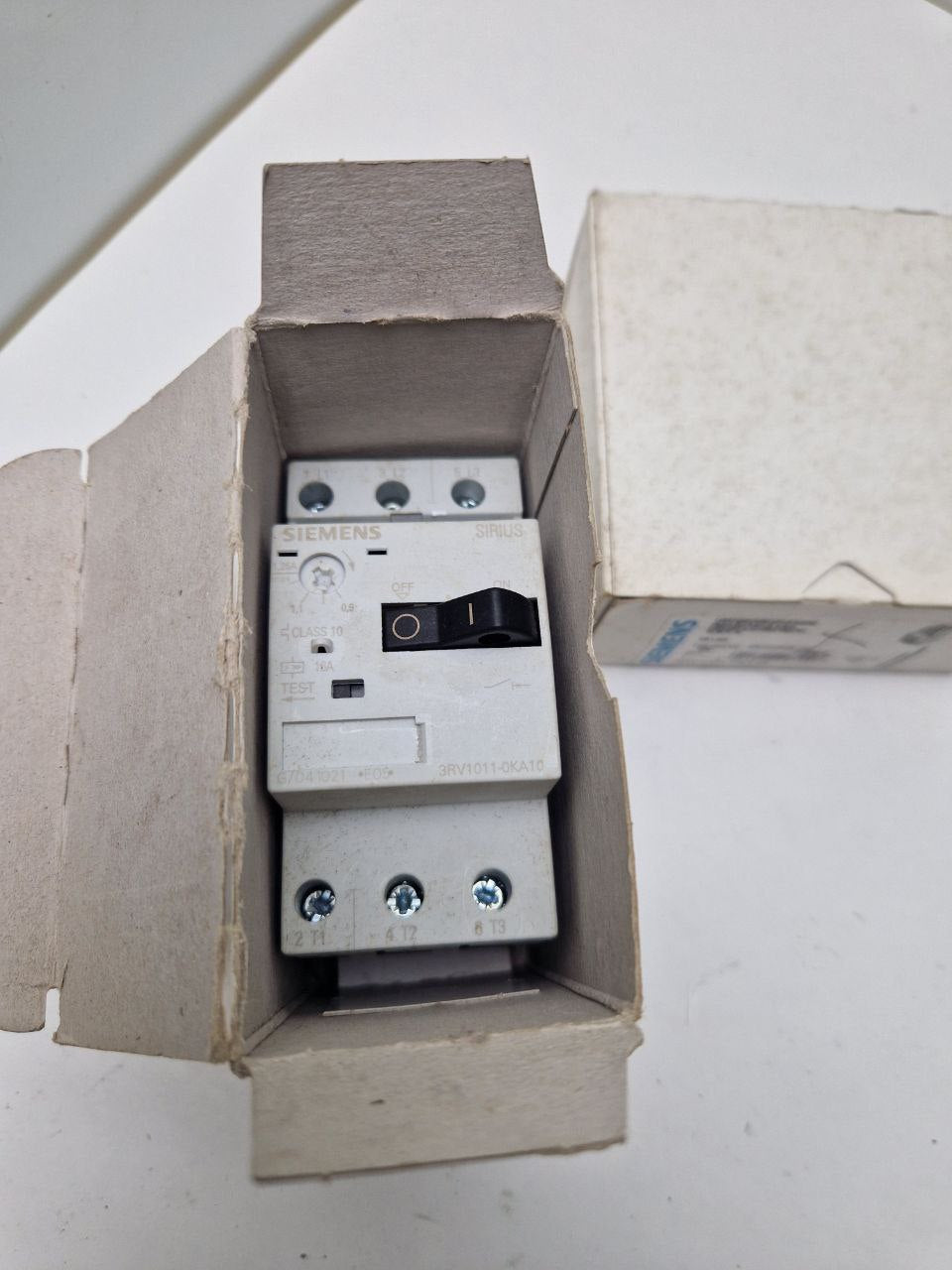 SIEMENS SIRIUS 3RV1021-OKA10, circuit breaker 0.8-1.25A (Request price)