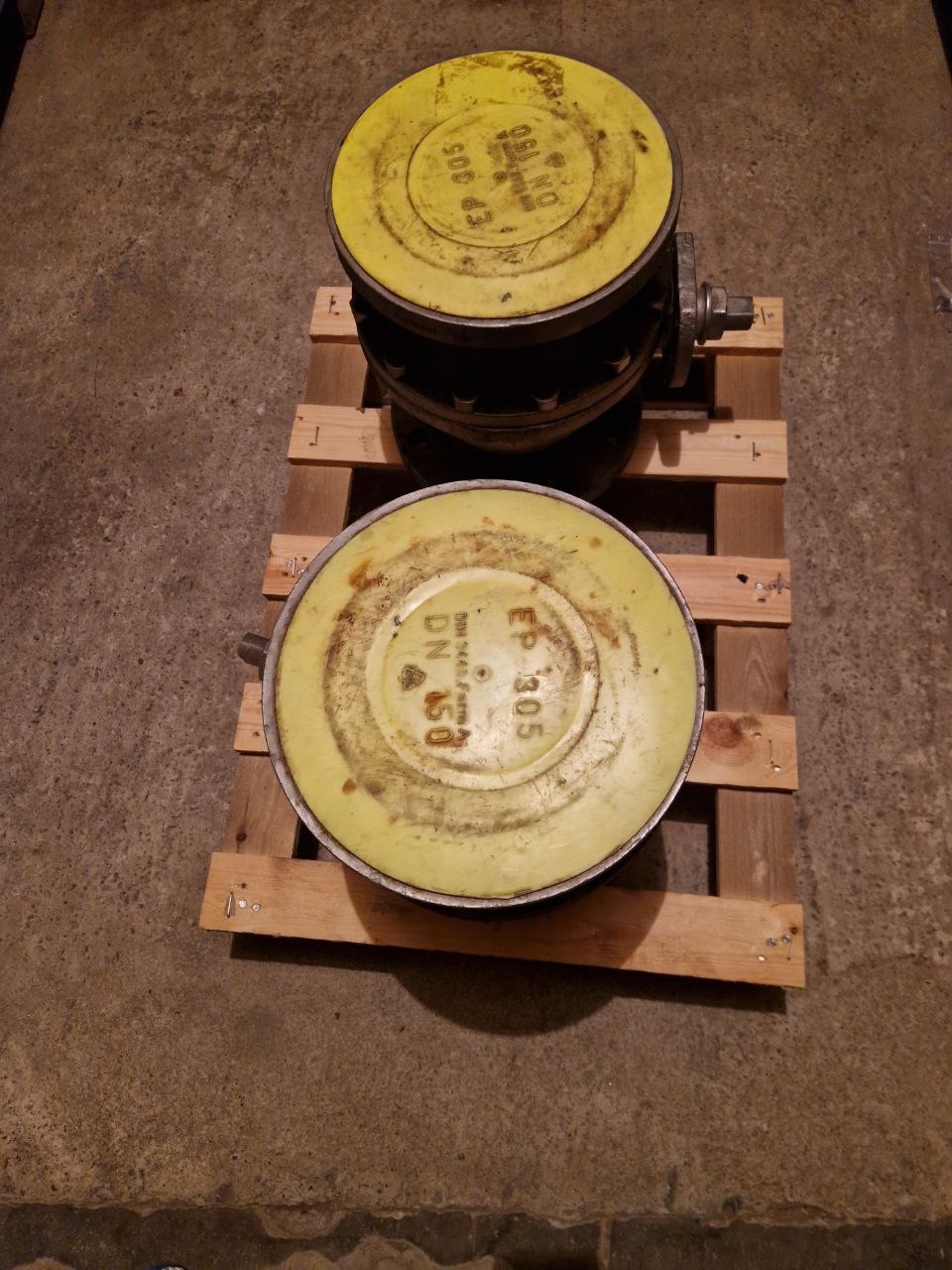 AA   PN 40 DN 150 4408 B17, EP 305, DIN 3443 Forma A, 20808477  (Request price)