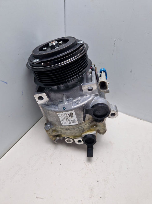 AIR CONDITIONER COMPRESSOR GM NO.. 391544084408, AKT011H403BS  (Request price)