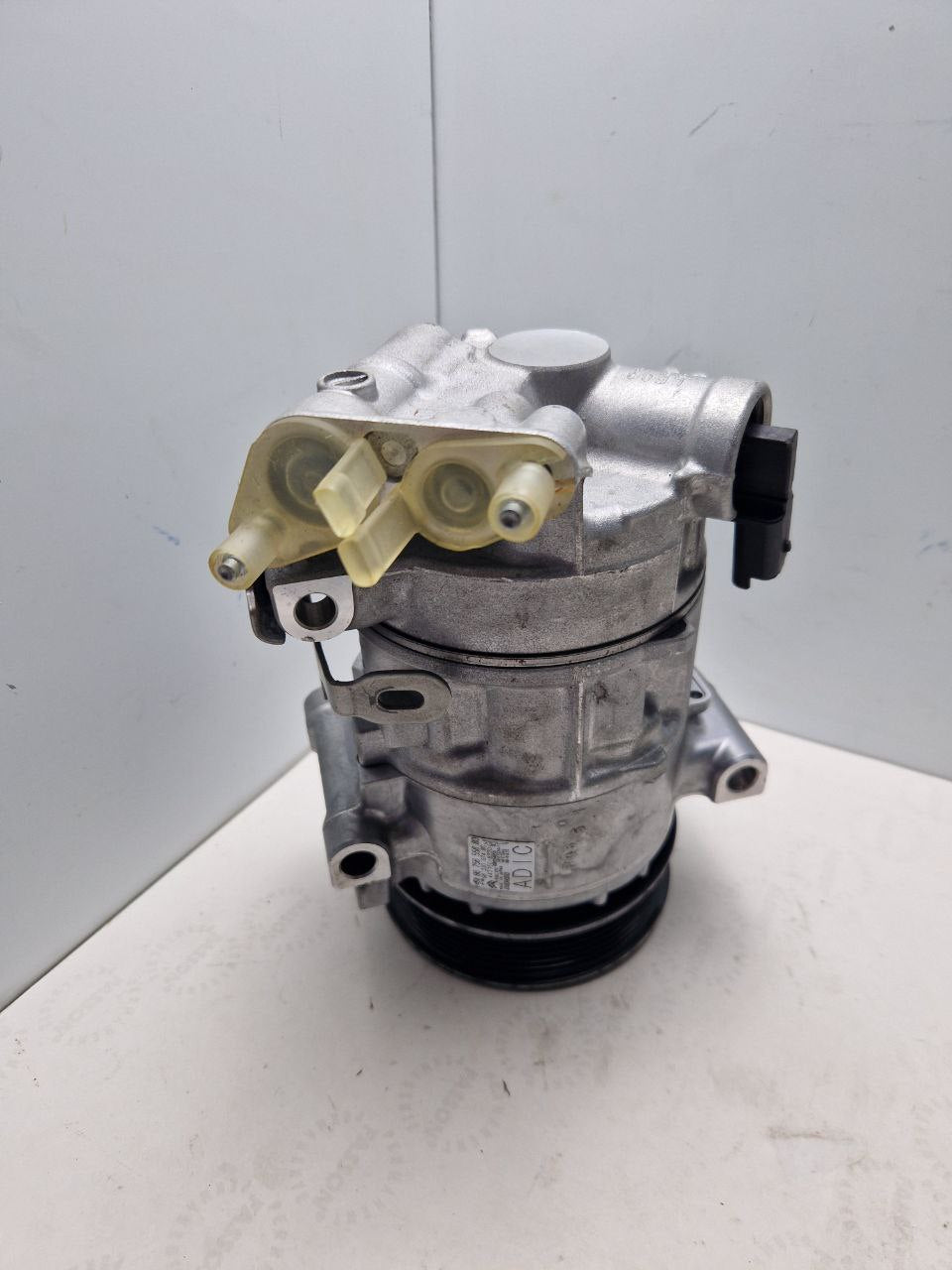 Air conditioning compressor pump 996 756 558 80, 98 230 974 80 DENSO, for Peugeot, Citroën  (Request price)