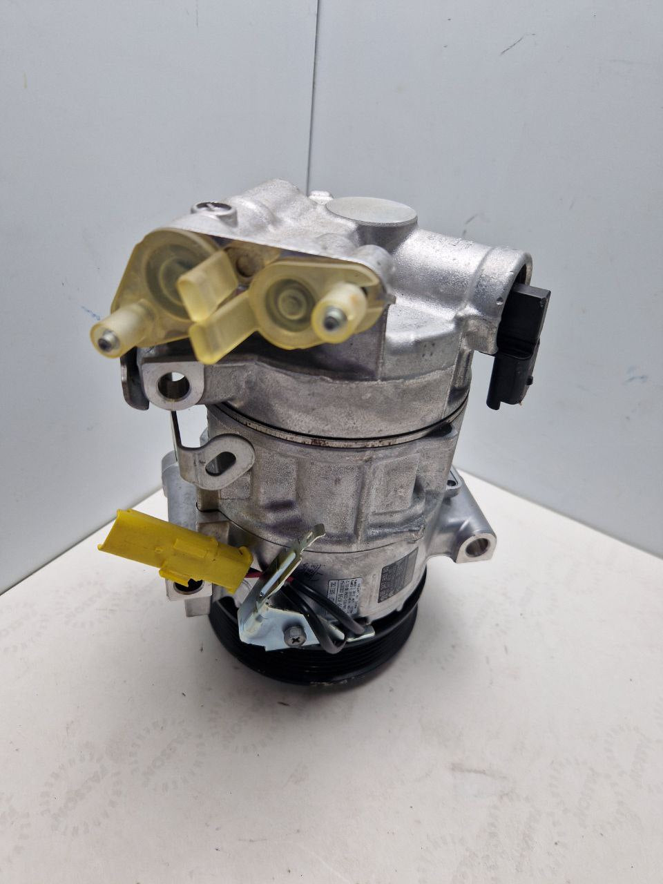 Air conditioning compressor pump 98 347 810 80, 98 347 813 80 DENSO, for Peugeot, Citroën (Request price)