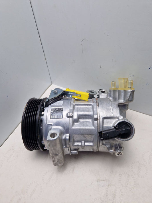 Air conditioning compressor pump 98 347 810 80, 98 347 813 80 DENSO, for Peugeot, Citroën (Request price)