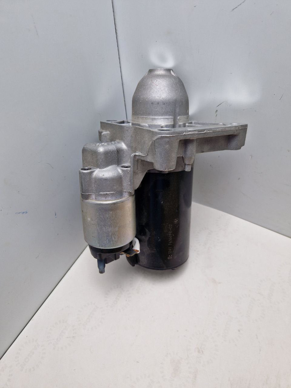 BMW starter 12 41 7 617 216, S: 121 7616698-02, BOSCH 0 001 138 048 12V Original part MINI, BMW (Request price)
