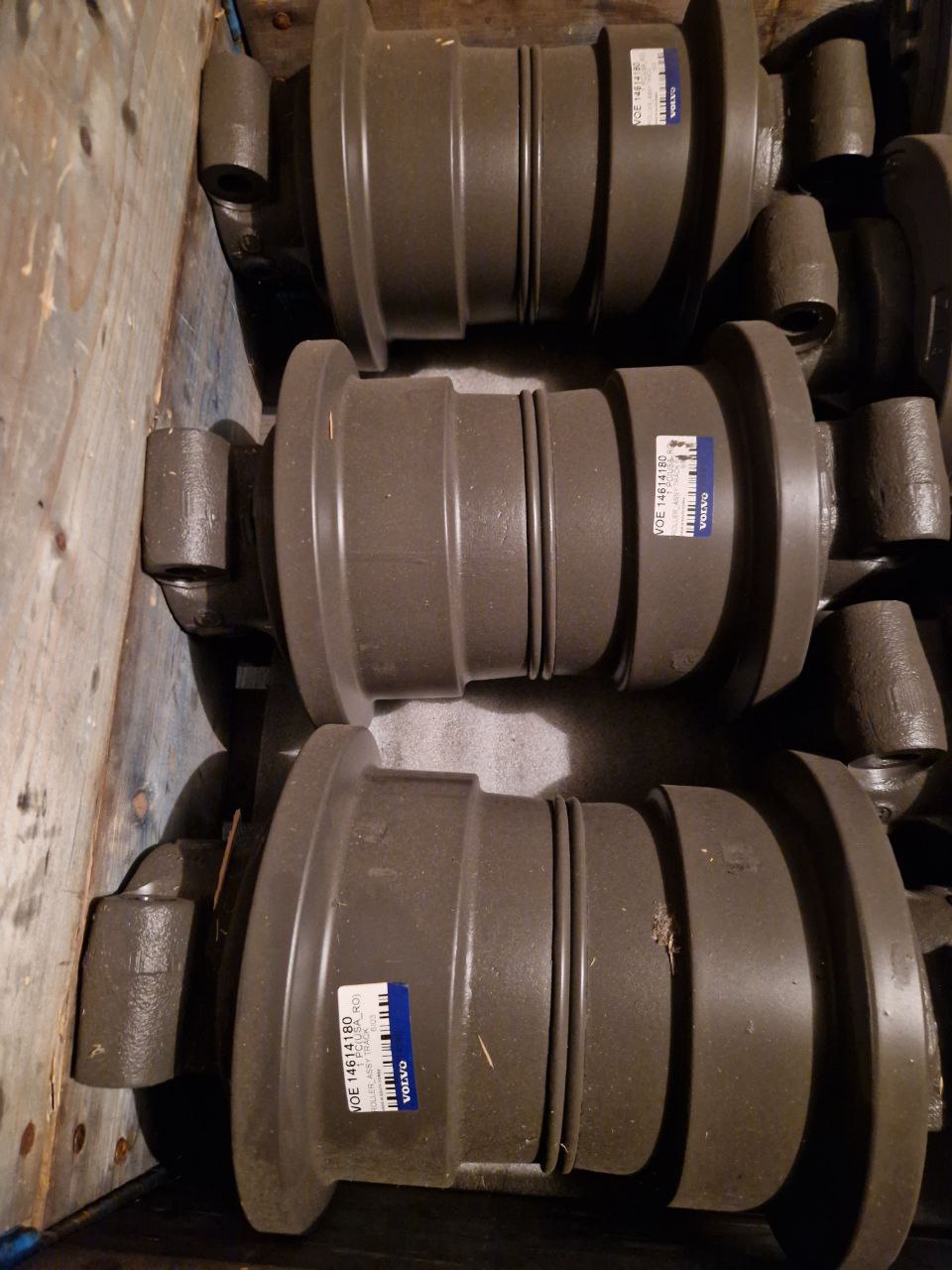 Track Roller VOE 14614180 Volvo (Request price)