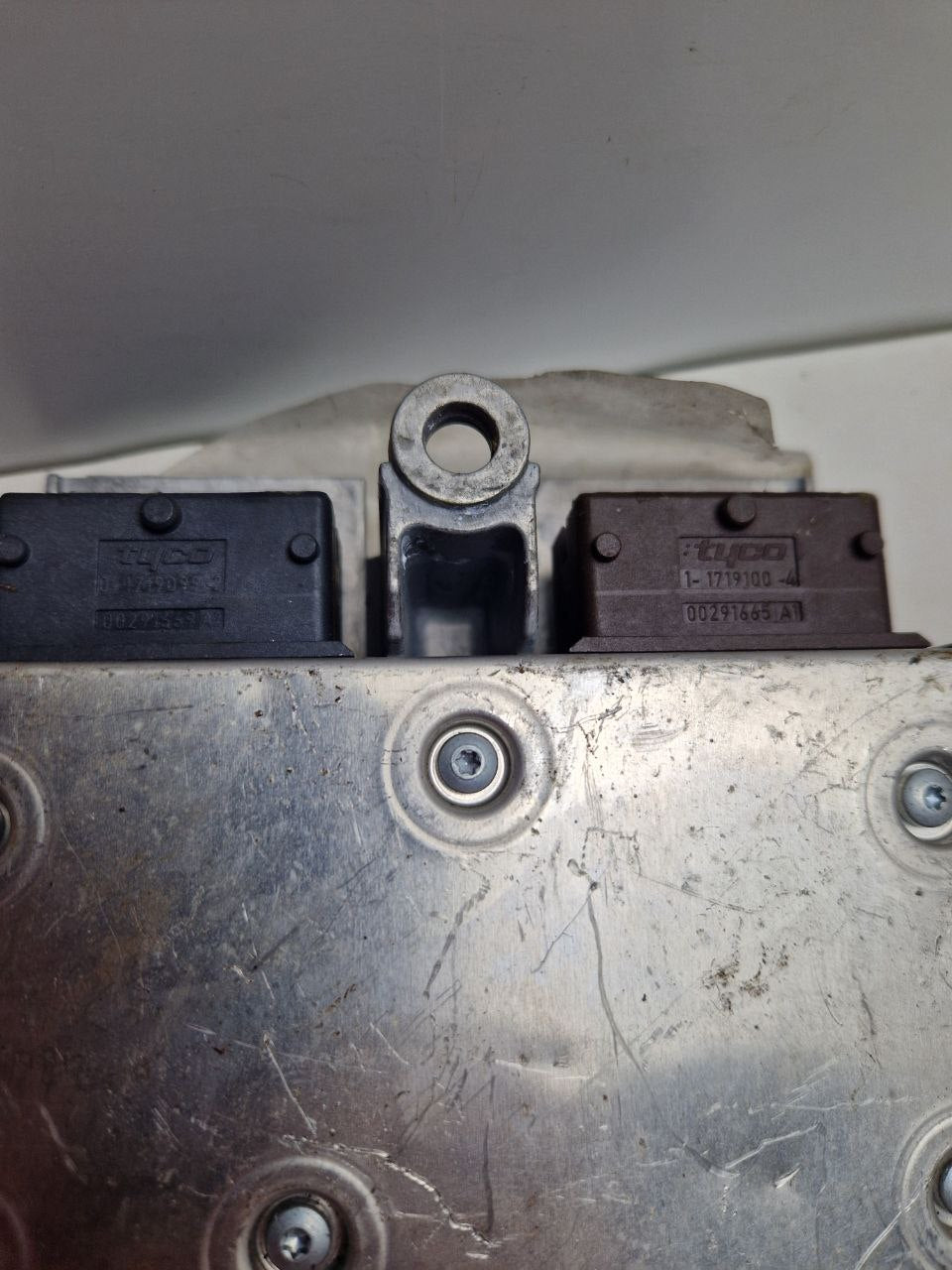 Airbag control unit GM HR Unit  13 256 905  THERMAL  327963935  402501 A9   (Request price)