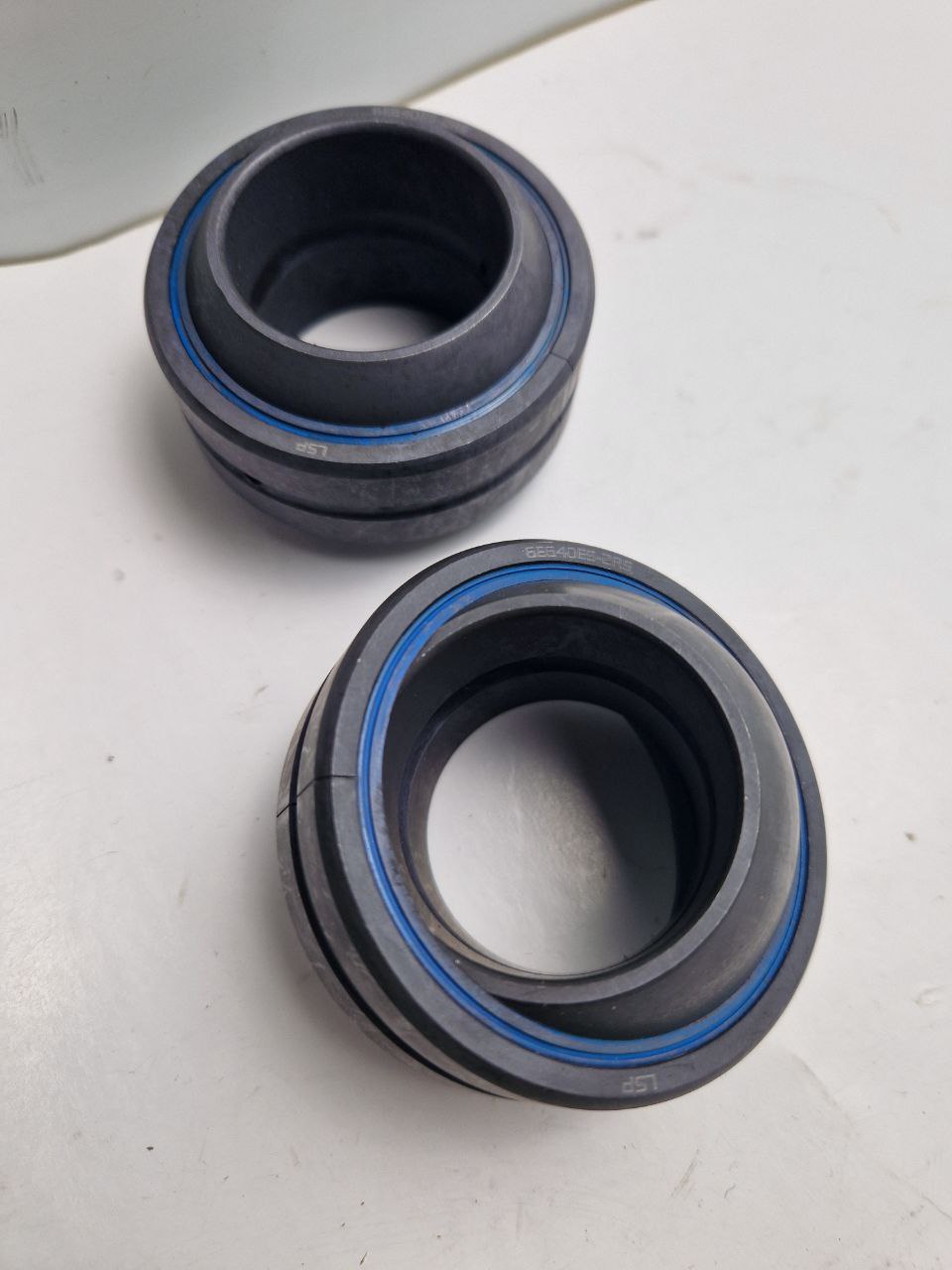 Spherical Plain Bearings. Maintenance free GEG40ES 2RS 40x68x40 mm LSP / Pavarini (Request price)