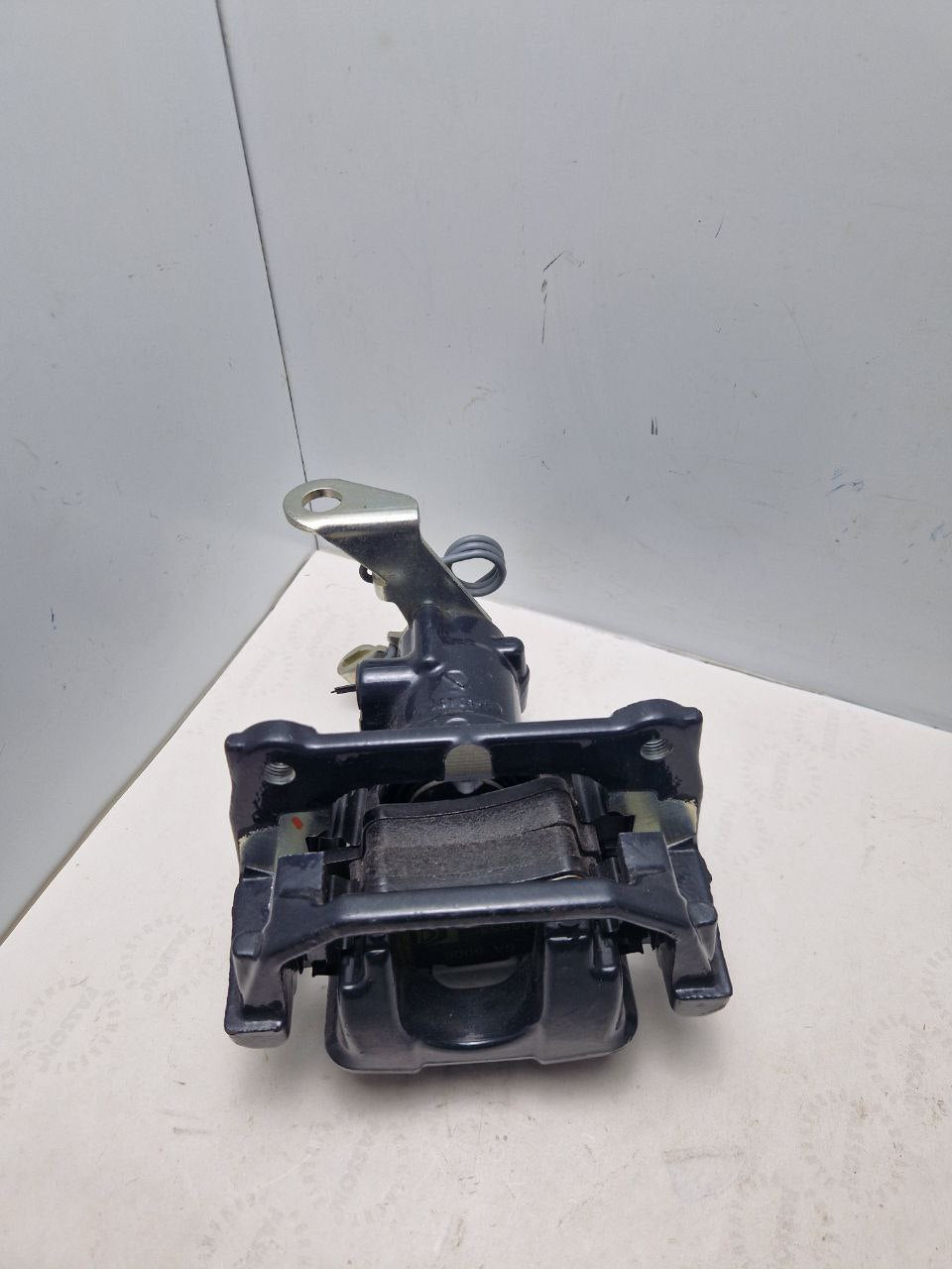 Brake caliper kit with brake pads BOSCH B617, 0204Y01959 (Request price)