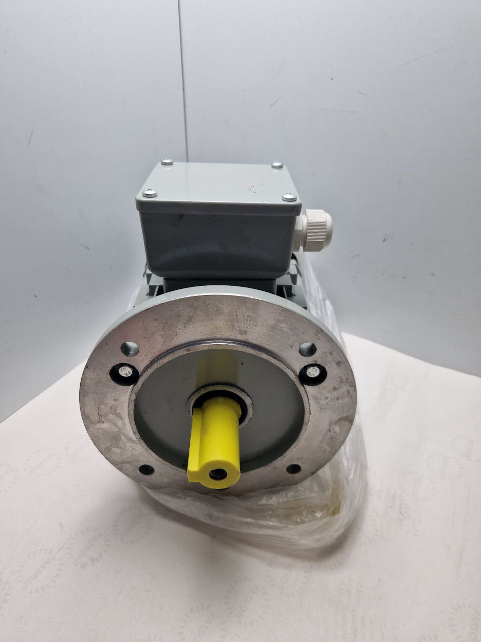 Electric motors FCPA 90S-2 B35 1.5 KW, HP 2840 rpm, 230/400 V, 50 Hz (Request price)