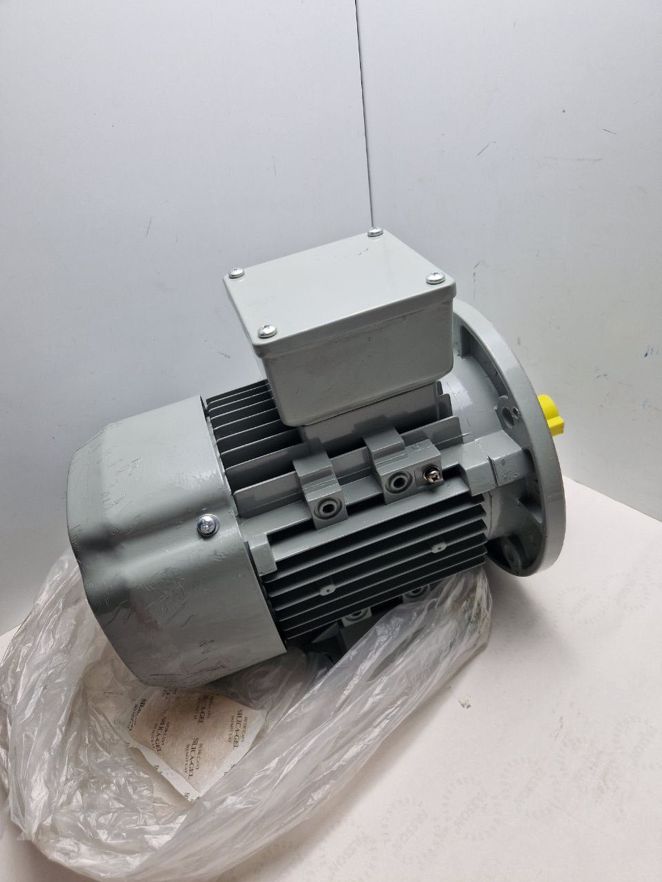 Electric motors FCPA 90S-2 B35 1.5 KW, HP 2840 rpm, 230/400 V, 50 Hz (Request price)