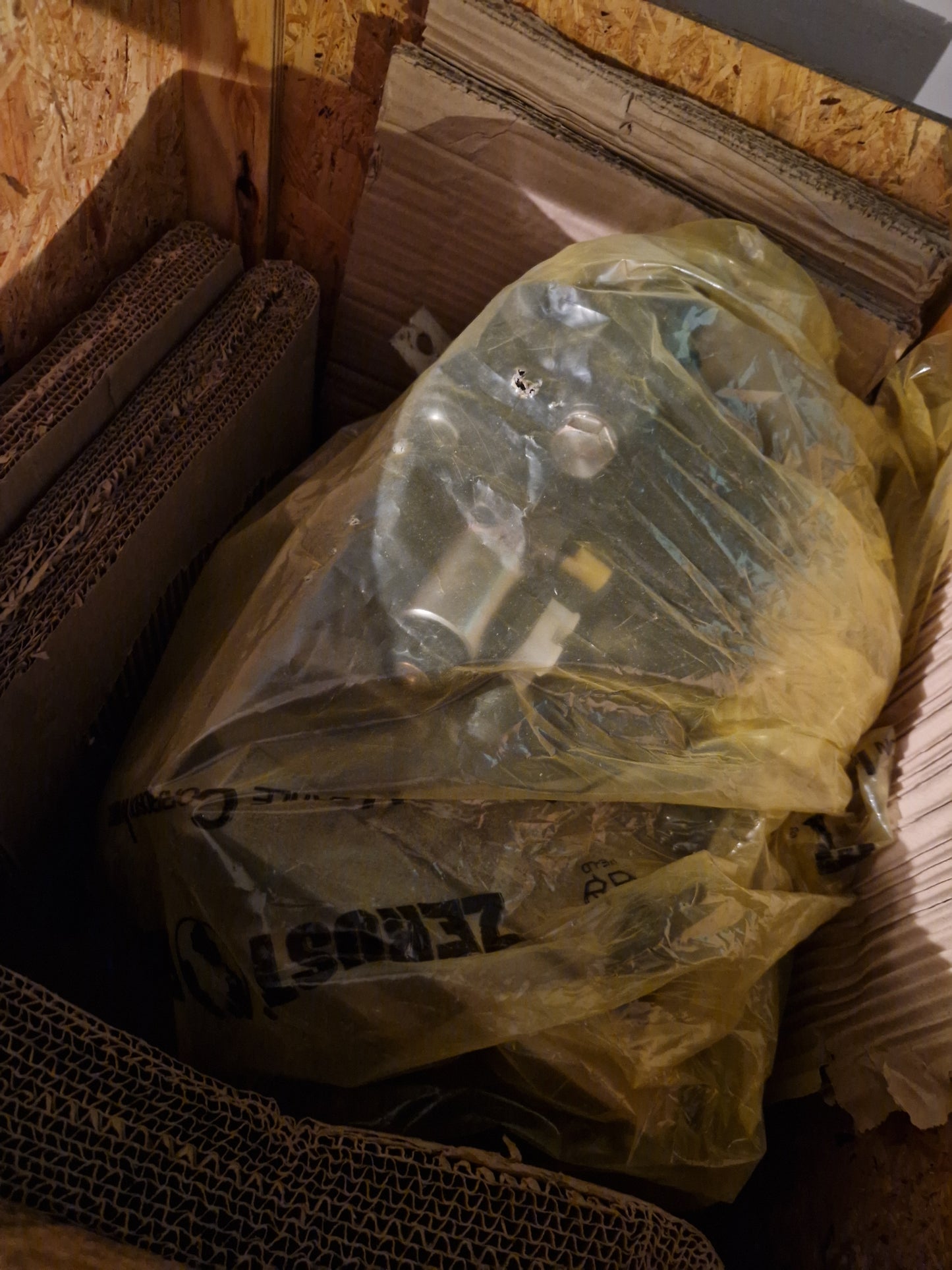 Pump Rexroth R902491176  (Request price)