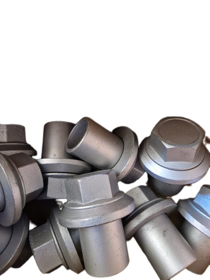 Truck wheel nut, long, M22x1.5, SW 32 mm  (Request price)