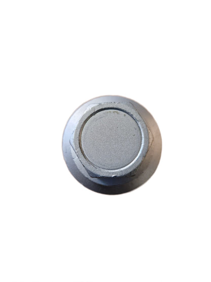 Truck wheel nut, long, M22x1.5, SW 32 mm  (Request price)