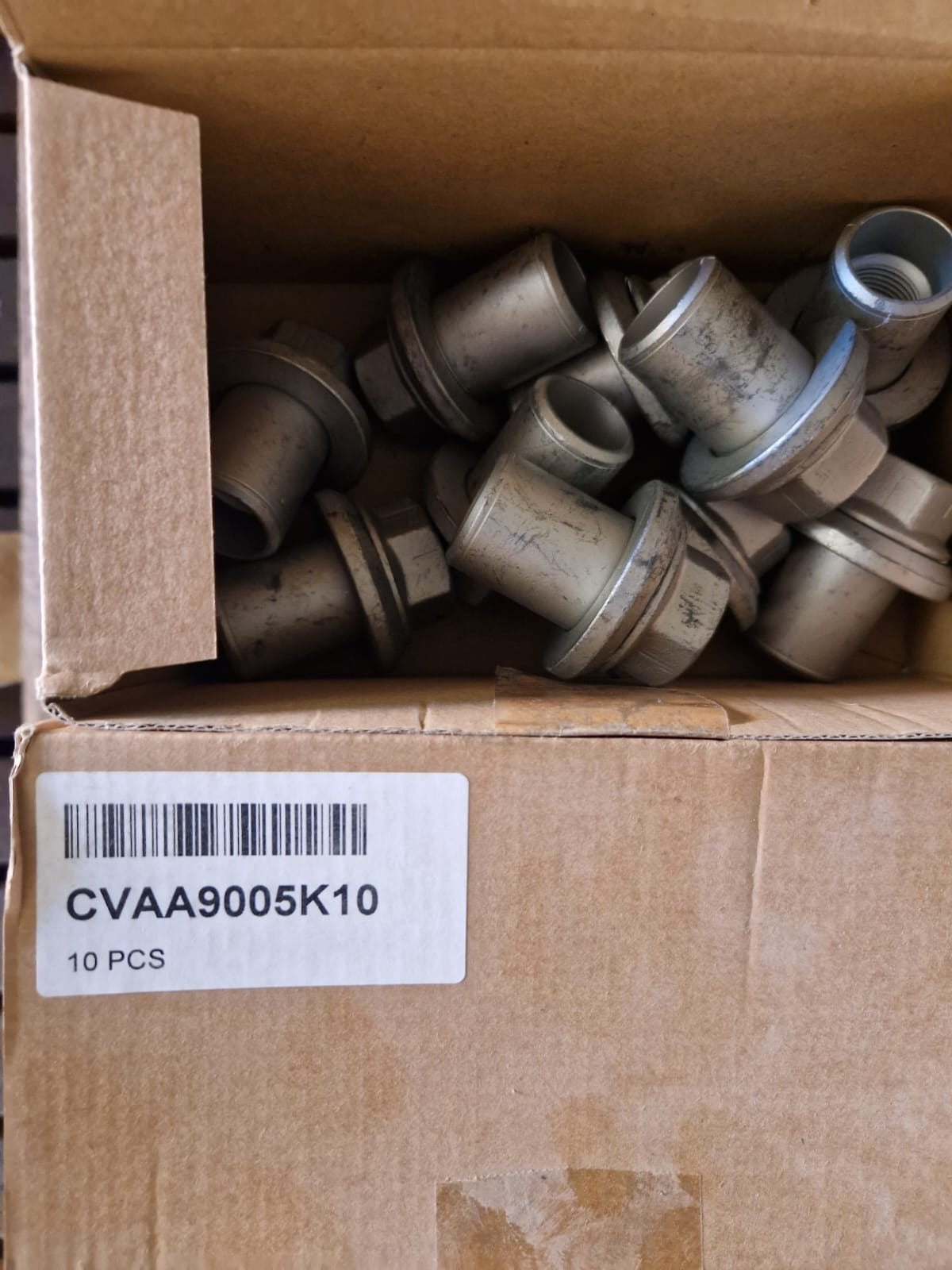 Truck wheel nut, long, M22x1.5, SW 32 mm, With an exposed bolt head  (Request price)