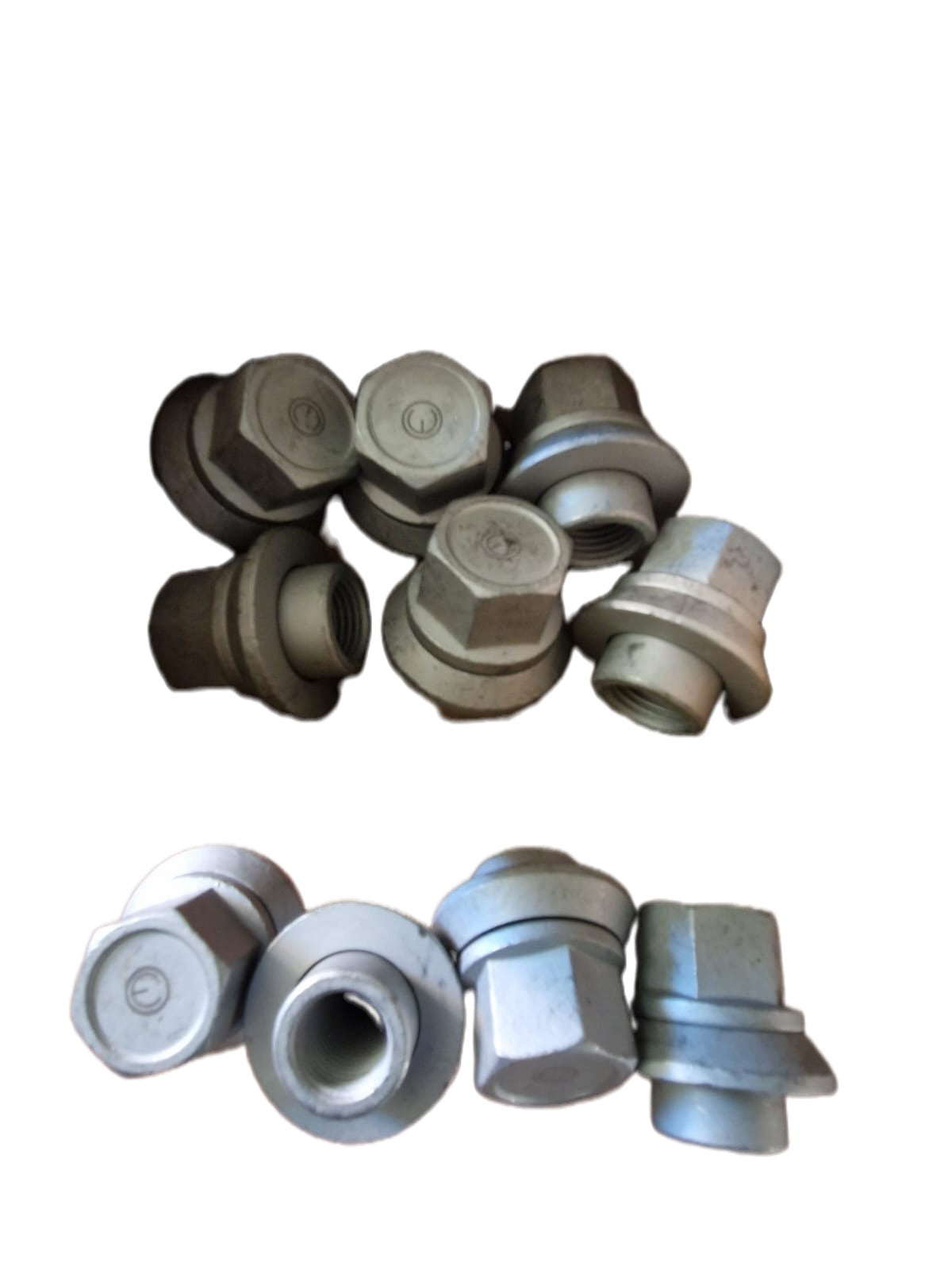 Truck wheel nut, M22x1.5, short, SW 32 mm  (Request price)