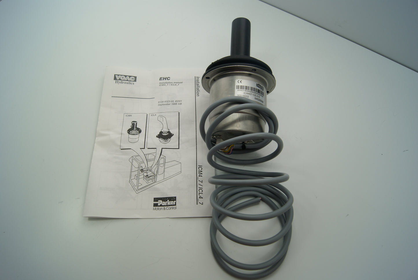 PARKER HYDRAULICS  ICM437-CE-//-3 Analog, 2-axis joysticks - ICL4 and ICM4