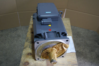 Siemens 1PH8131-1DF02-0CA1 SIMOTICS M compact asynchronous motor