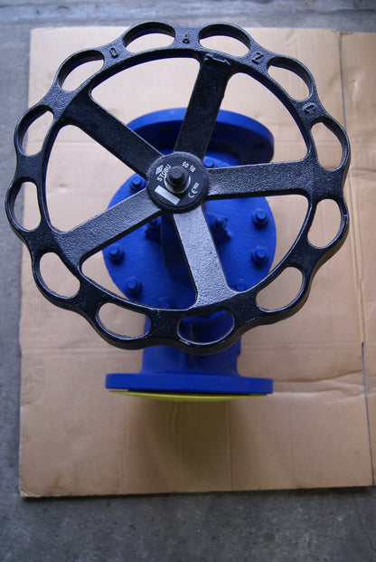 Straight Pattern Cast Steel Globe Valve DN150 PN40 Ari-Stobu