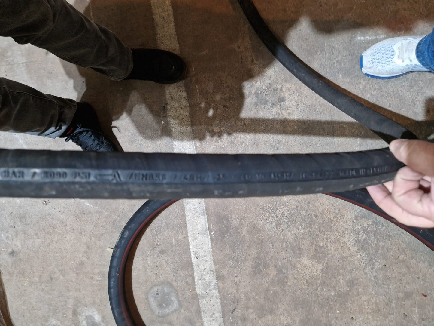 Industrial Hoses, EATON AEROQUIP 2755 - 16, DN 25 (1.00 in) 320 BAR ( 4650 PSI ) EN 856 / 4SP / 4Q / 15 MSHA IC - 84 / 22