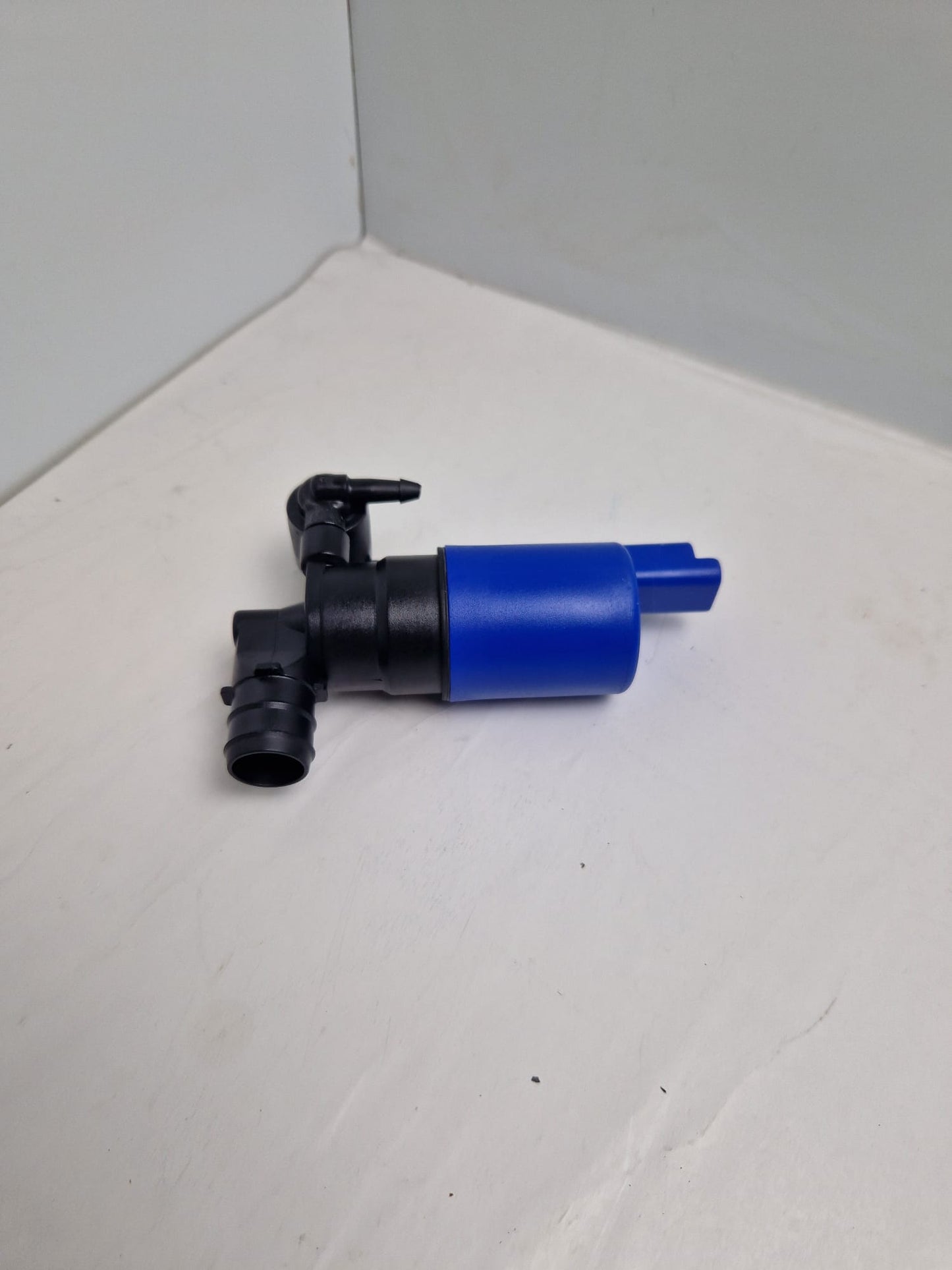 Windshield washer pump SEIM Z113960, 9680789680, FEBI 103392