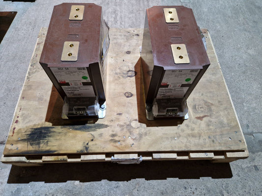 SIEMENS CURRENT TRANSFORMER  4MA72 XC  Ith. 25kA/1s 60/ 5A