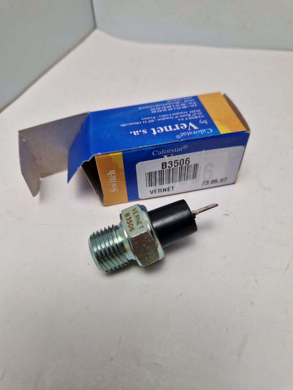 Vernet B3506 Oil pressure sensor