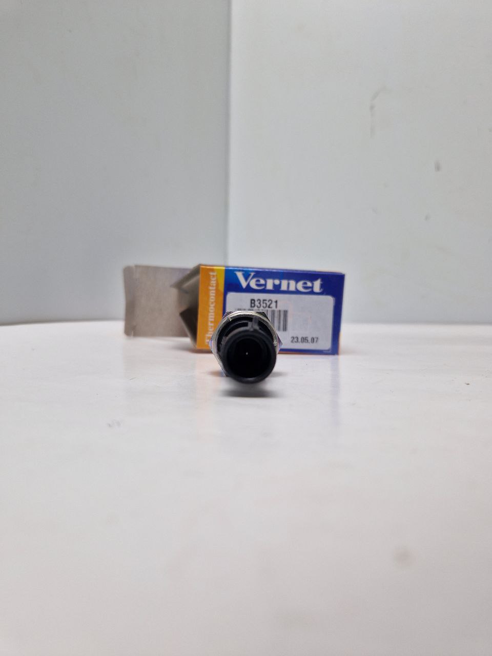 Vernet B3521 Oil pressure sensor