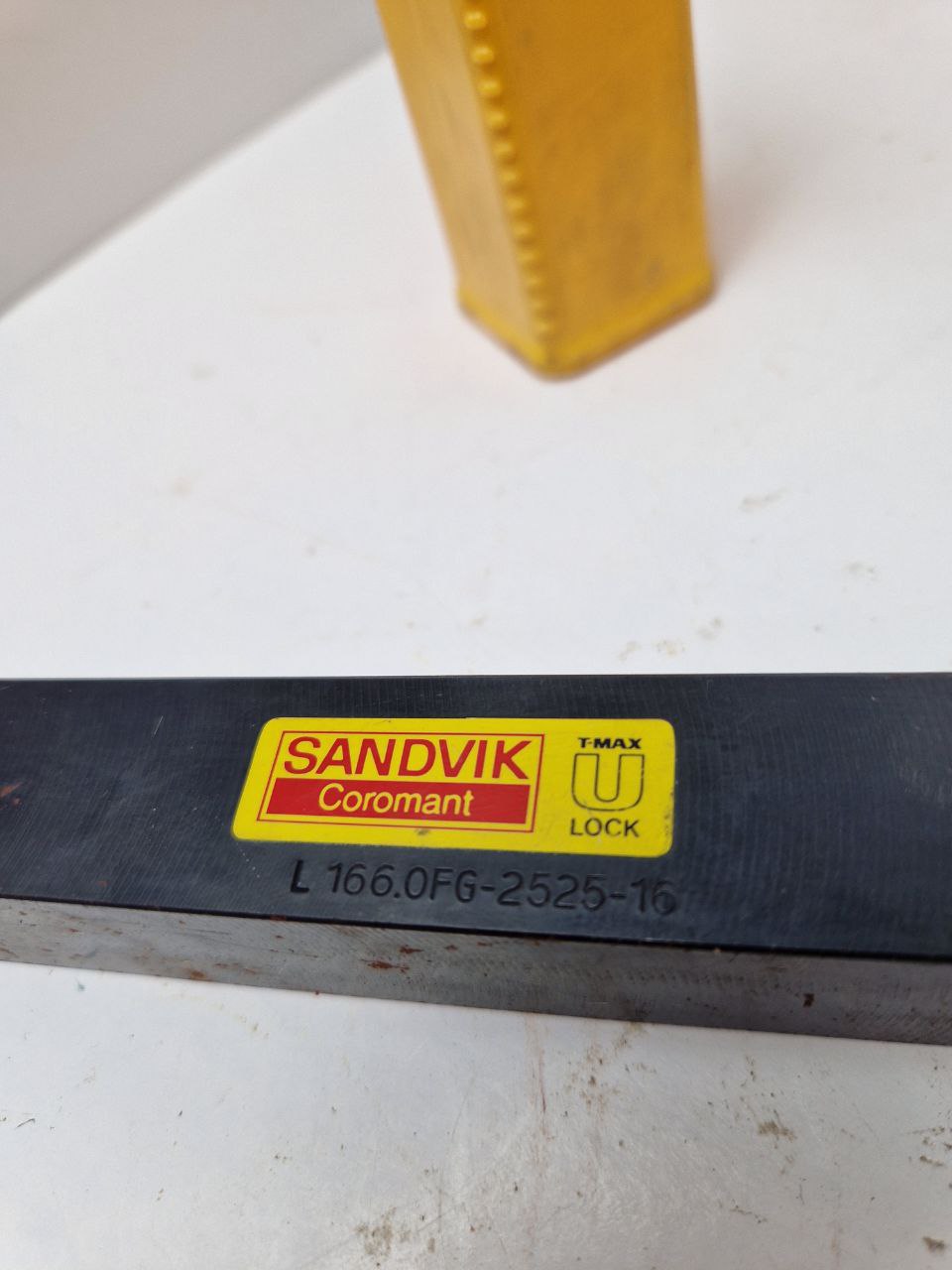 Sandvik Coromant L166.OFG-2525-16 T Max Lathe Tool 80212408