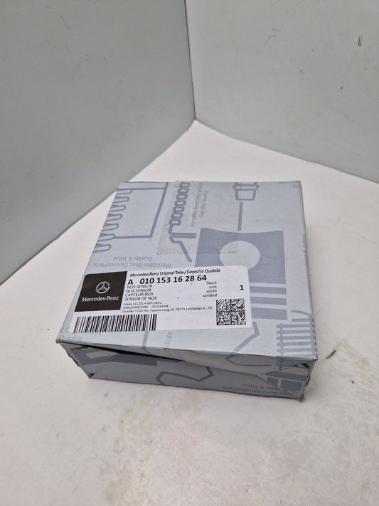 Nitrogen oxide (NOx)-SENSOR A 010 153 16 28 64 Mercedes-Benz Original Parts  (Request price)