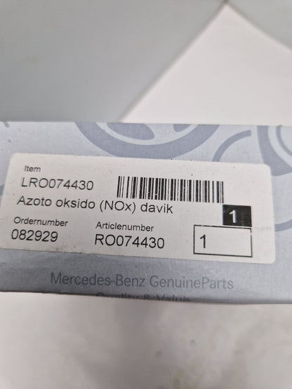 Nitrogen oxide (NOx)-SENSOR A 010 153 16 28 64 Mercedes-Benz Original Parts  (Request price)
