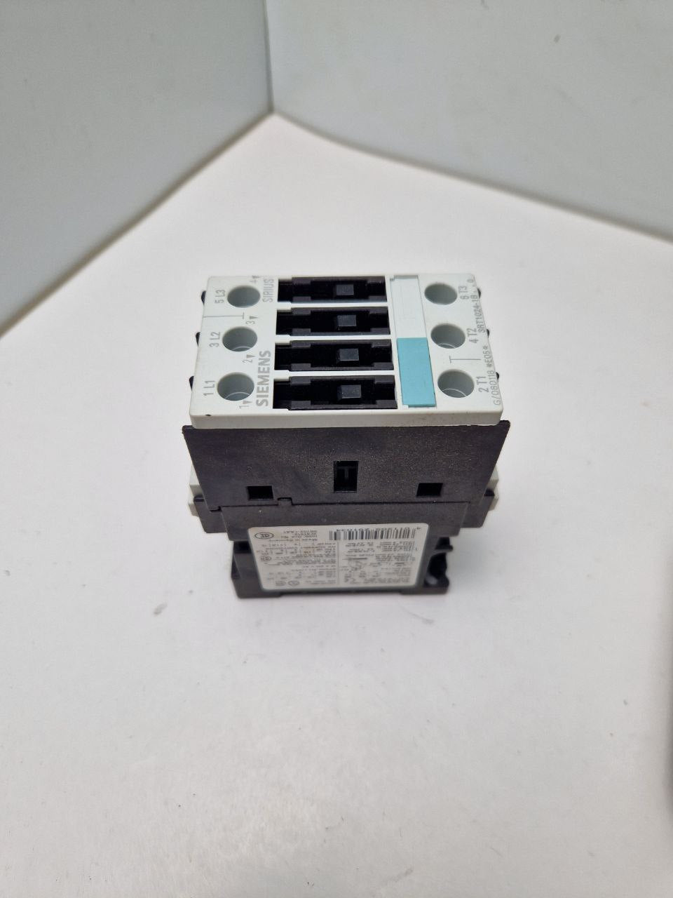 SIEMENS SIRIUS 3RT1024-1BB40, POWER CONTACTOR 24V, AC-3: 5,5kW 400V  (Request price)