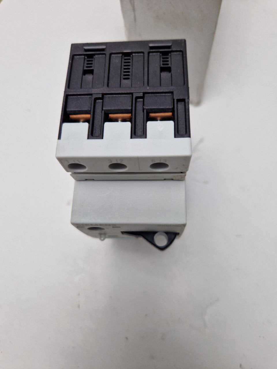 SIEMENS SIRIUS 3RV1011-0EA10, circuit breaker  0.28-0.4A, GB14048.2-2001/50Hz  (Request price)