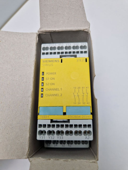 SIEMENS SIRIUS 3TK2834-2BB40, SAFETY RELAY 5-6 AMP  (Request price)