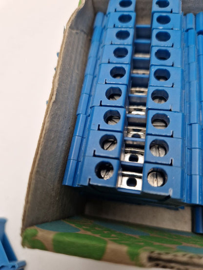 PHOENIX CONTACT UK 10 - Feed-through terminal block, 3005015  (Request price)