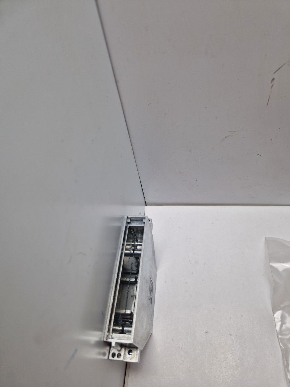 Harting 09 06 housing for DIN 41612 connectors, 09068480531  (Request price)