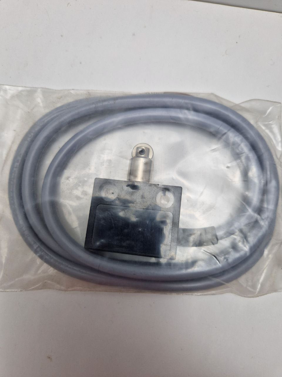 Subminiature switch (limit switch) WING Porta Westfalica 250V~5A, IP65, 8022 0128 201  (Request price)