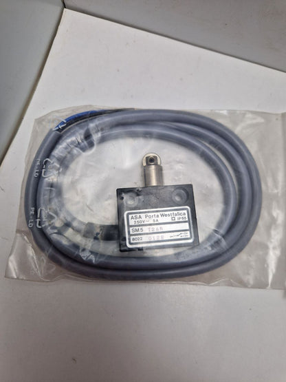 Subminiature switch (limit switch) WING Porta Westfalica 250V~5A, IP65, 8022 0128 201  (Request price)